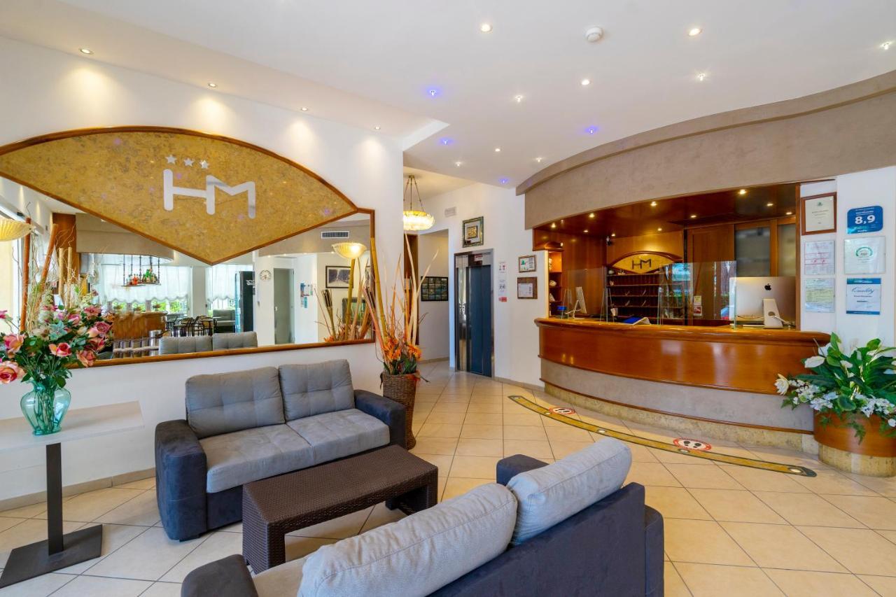 Hotel Mocambo Riccione Exteriör bild